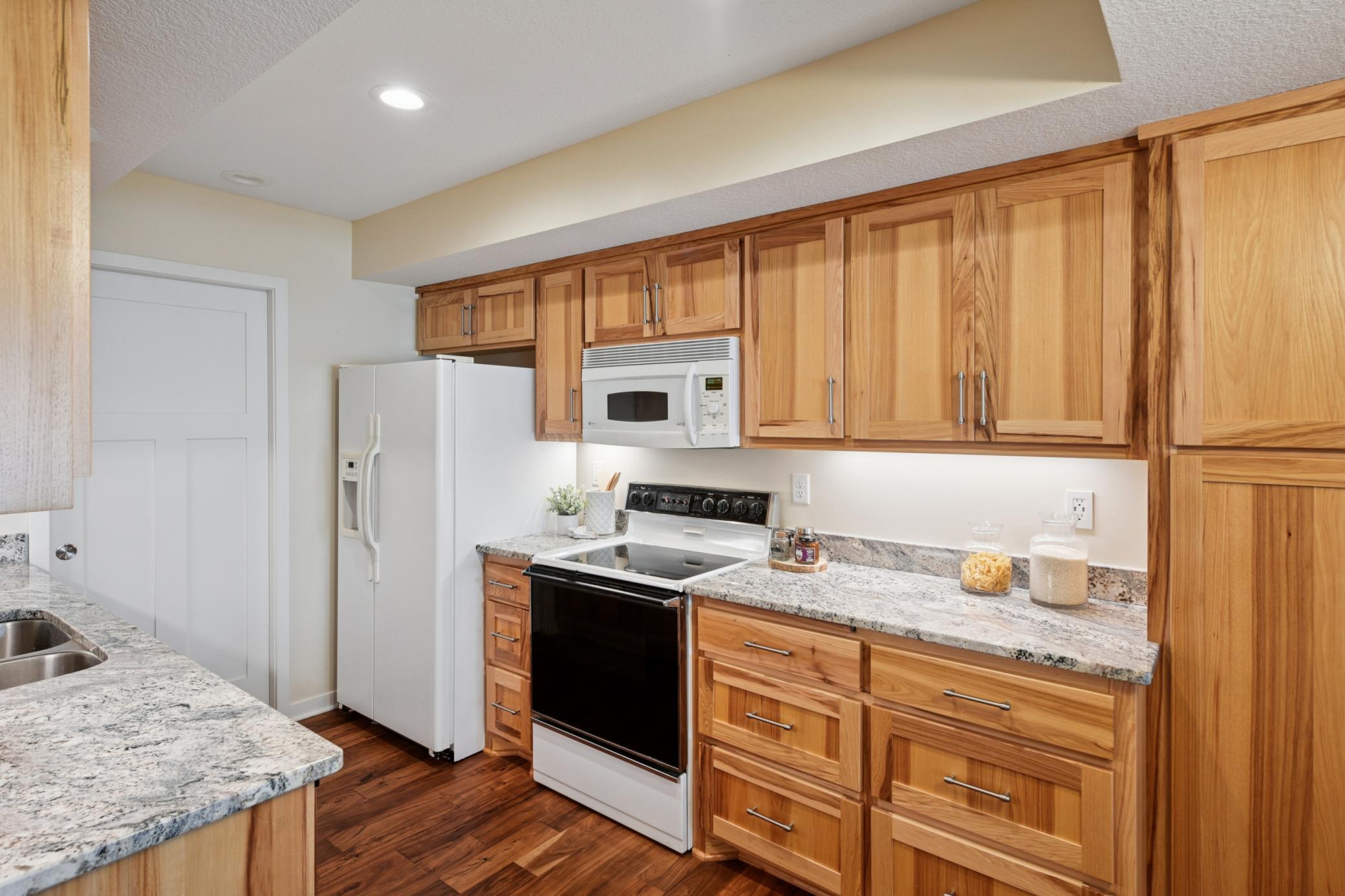4 1st Street Excelsior, MN 55331 - Photo 16 of 47 Gallery Image 16