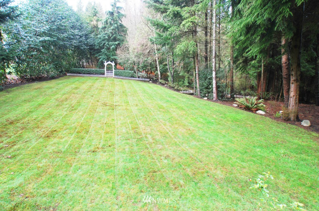 11130 Northeast 160th Place Bothell, WA 98011 - Photo 19 of 19 Gallery Image 19
