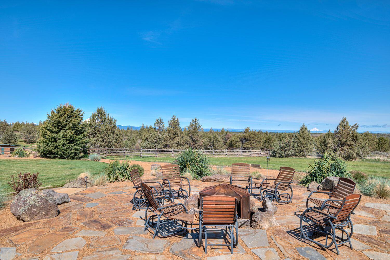 10000 Southwest Lyons Drive Culver, OR 97734 - Photo 46 of 90 Firepit