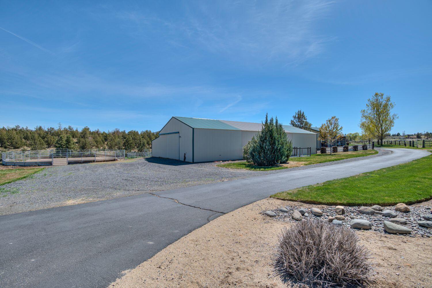 10000 Southwest Lyons Drive Culver, OR 97734 - Photo 77 of 90 Ample Parking for Guests