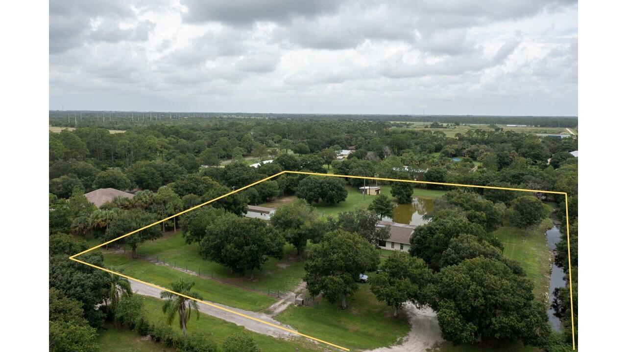 10950 Schwab Road Fort Pierce, FL 34945 - Photo 7 of 61 right corner marked
