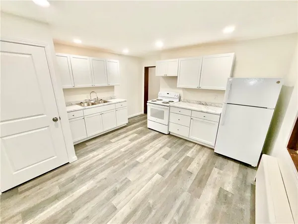 $775 | 28 Union Street, Unit 3, Uniontown, PA 15401