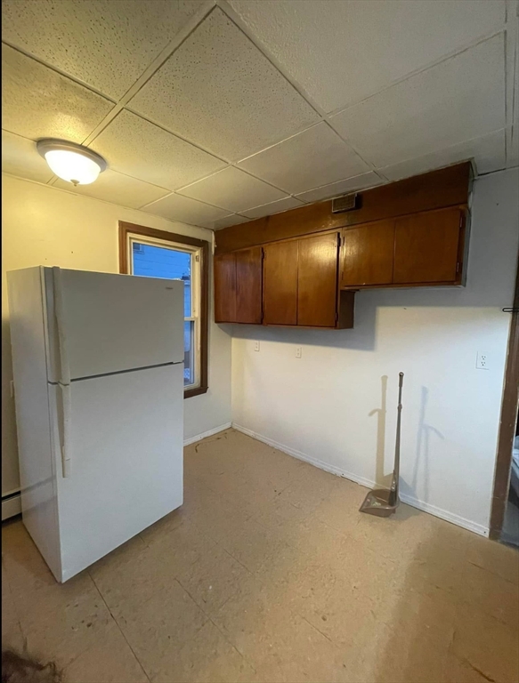 52 Orlando Street Springfield, MA 01108 - Photo 16 of 36