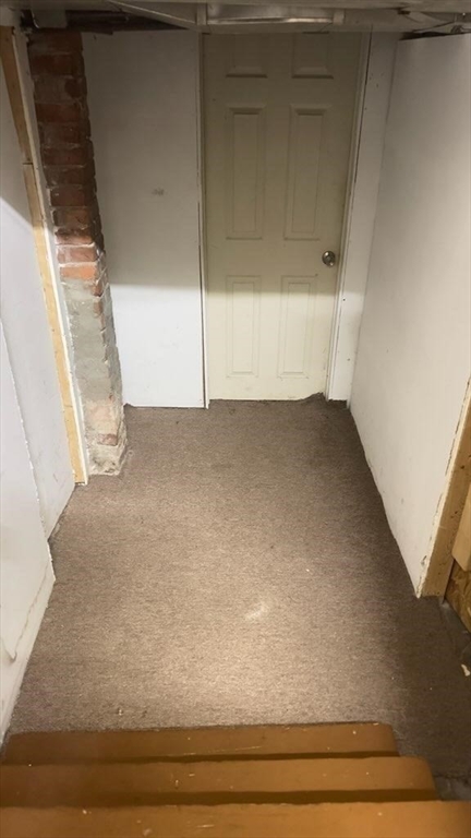 52 Orlando Street Springfield, MA 01108 - Photo 33 of 36