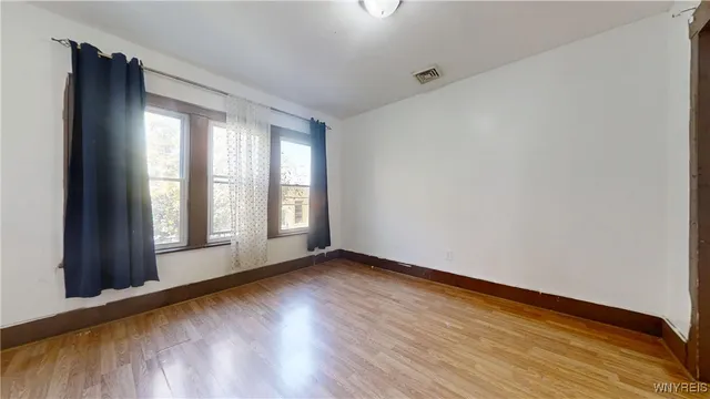 $1,130 | 173 Grote Street, Buffalo, NY 14207