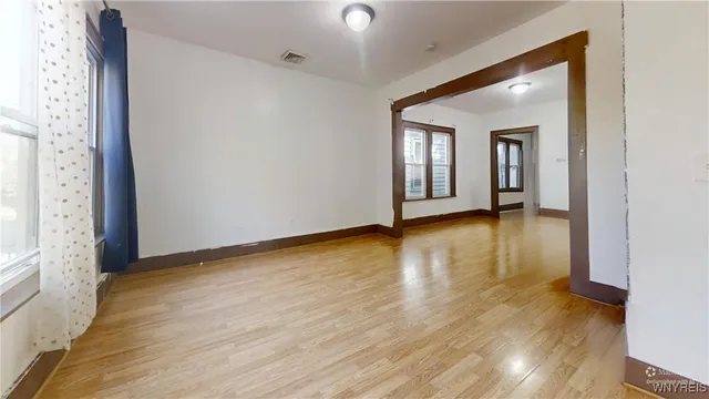 $1,130 | 173 Grote Street, Buffalo, NY 14207