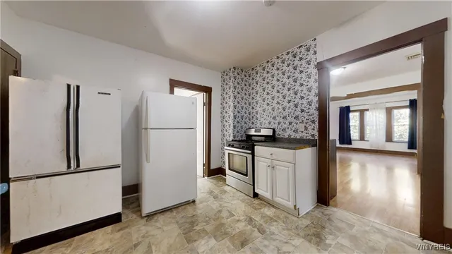 $1,130 | 173 Grote Street, Buffalo, NY 14207