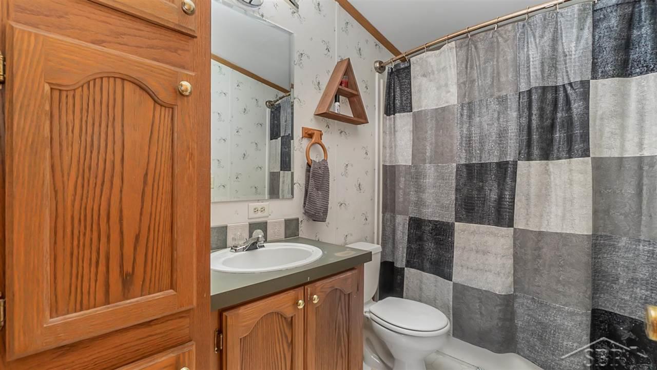 6666 9 Mile Road Bentley, MI 48613 - Photo 18 of 19