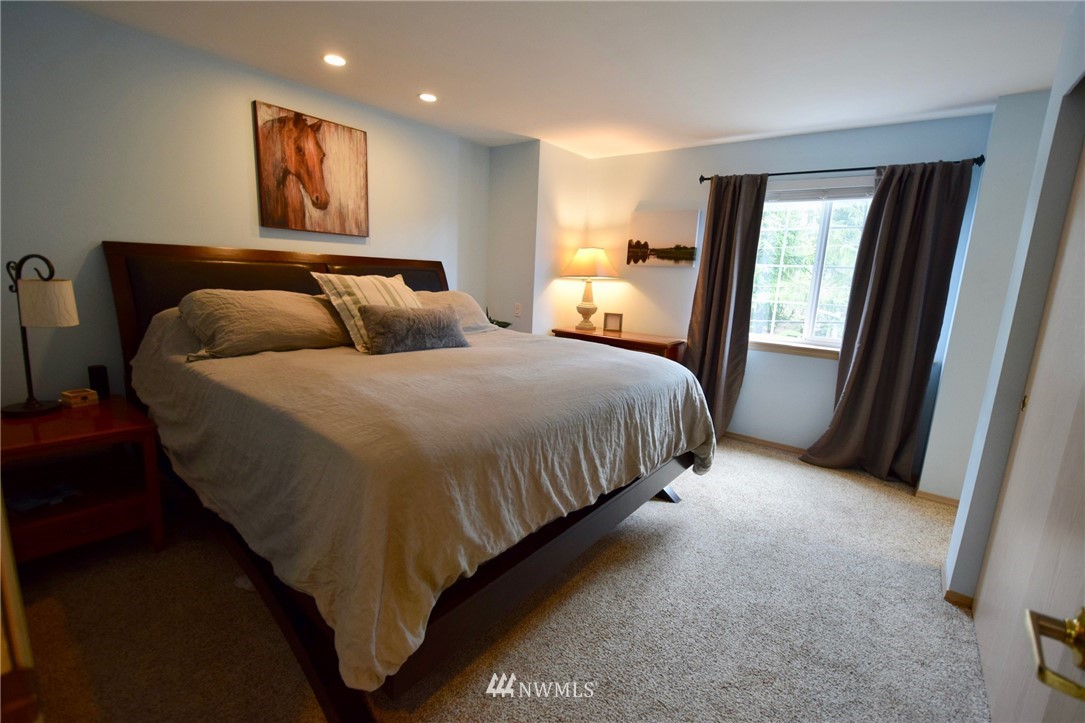 23317 Edmonds Way, Unit 5 Edmonds, WA 98026 - Photo 9 of 25 Gallery Image 9