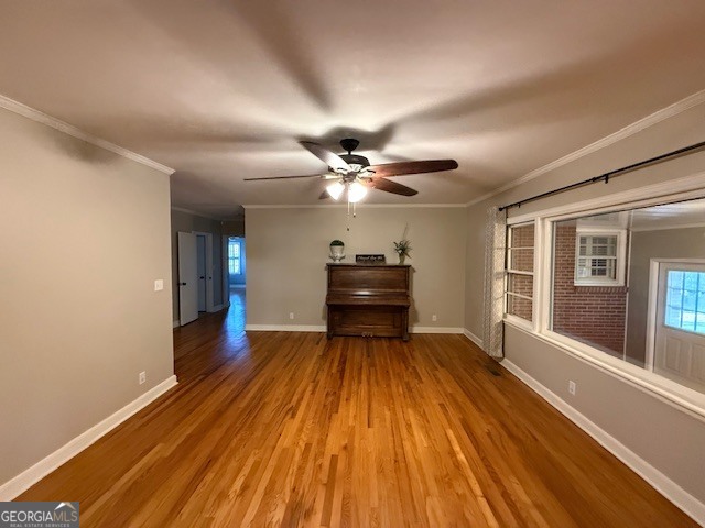 1221 Ridge Avenue North Tifton, GA 31794 - Photo 9 of 29 a view of a livingroom with wooden floor
