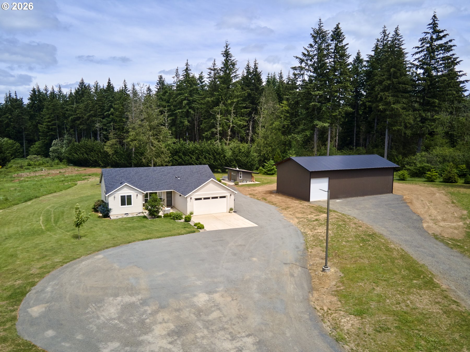 560 Park Road Winlock, WA 98596 - Photo 2 of 47 Front Yard