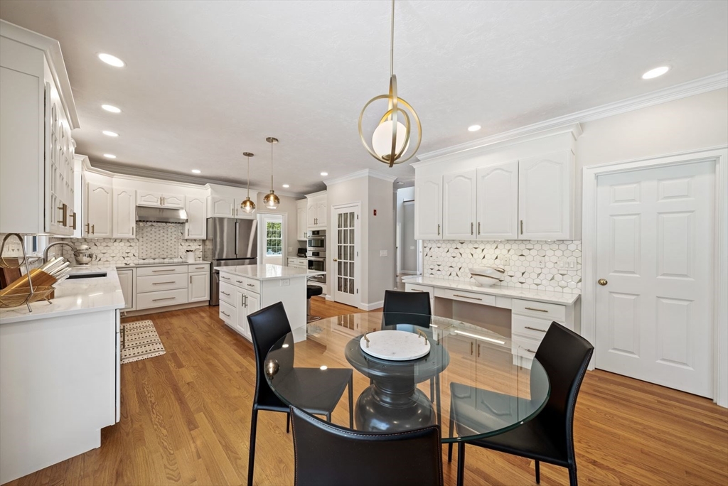19 Falcon Ridge Drive Hopkinton, MA 01748 - Photo 14 of 42 Gallery Image 14