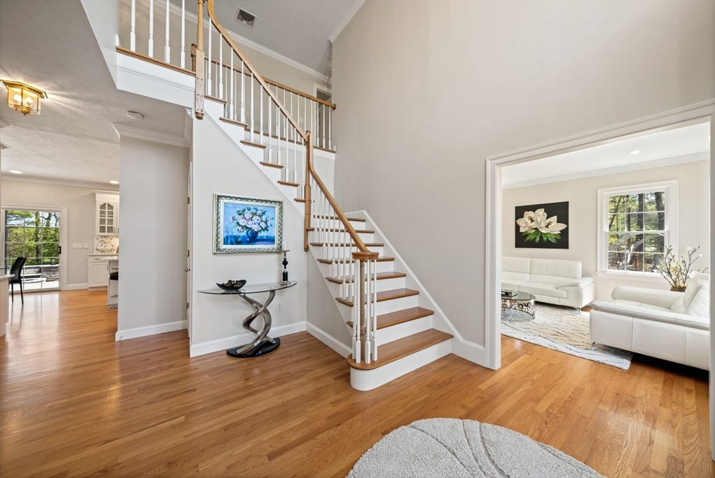 19 Falcon Ridge Drive Hopkinton, MA 01748 - Photo 3 of 42 Gallery Image 3