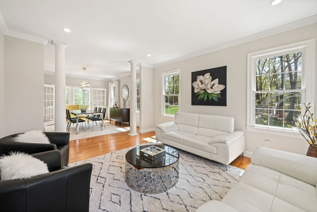 19 Falcon Ridge Drive Hopkinton, MA 01748 - Photo 4 of 42 Gallery Image 4