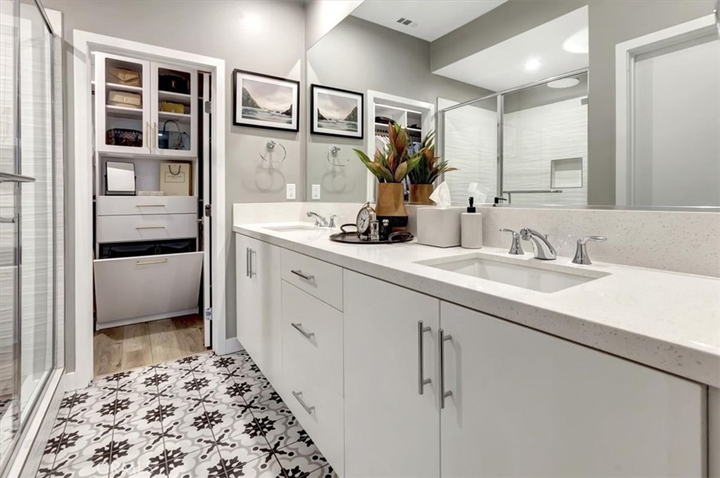 1810 West Bushell Street Anaheim, CA 92805 - Photo 17 of 36 a bathroom with a sink and a mirror