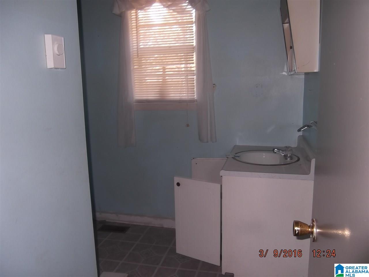 1866 Lakeview Road Gadsden, AL 35907 - Photo 4 of 12