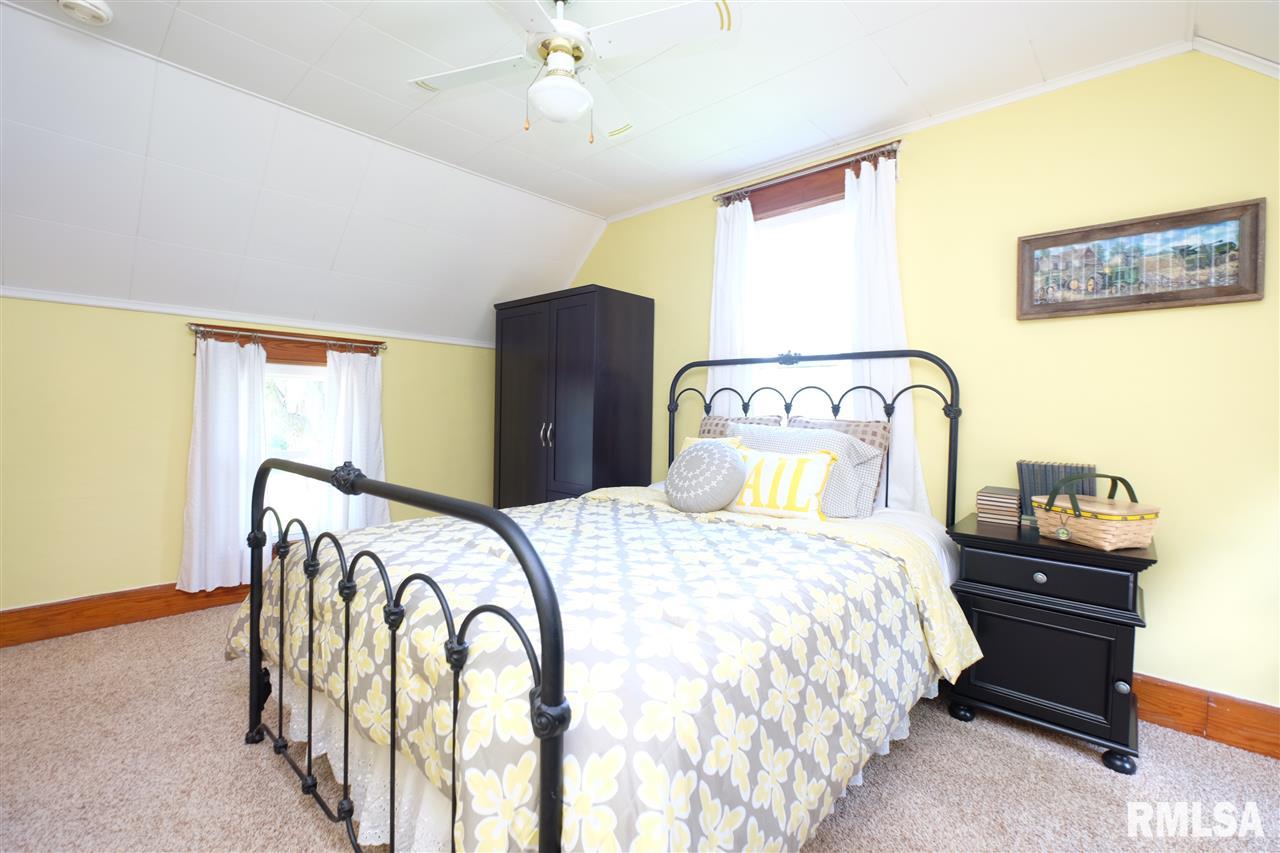 16303 Red Shale Hill Road Pekin, IL 61554 - Photo 17 of 32 Gallery Image 17