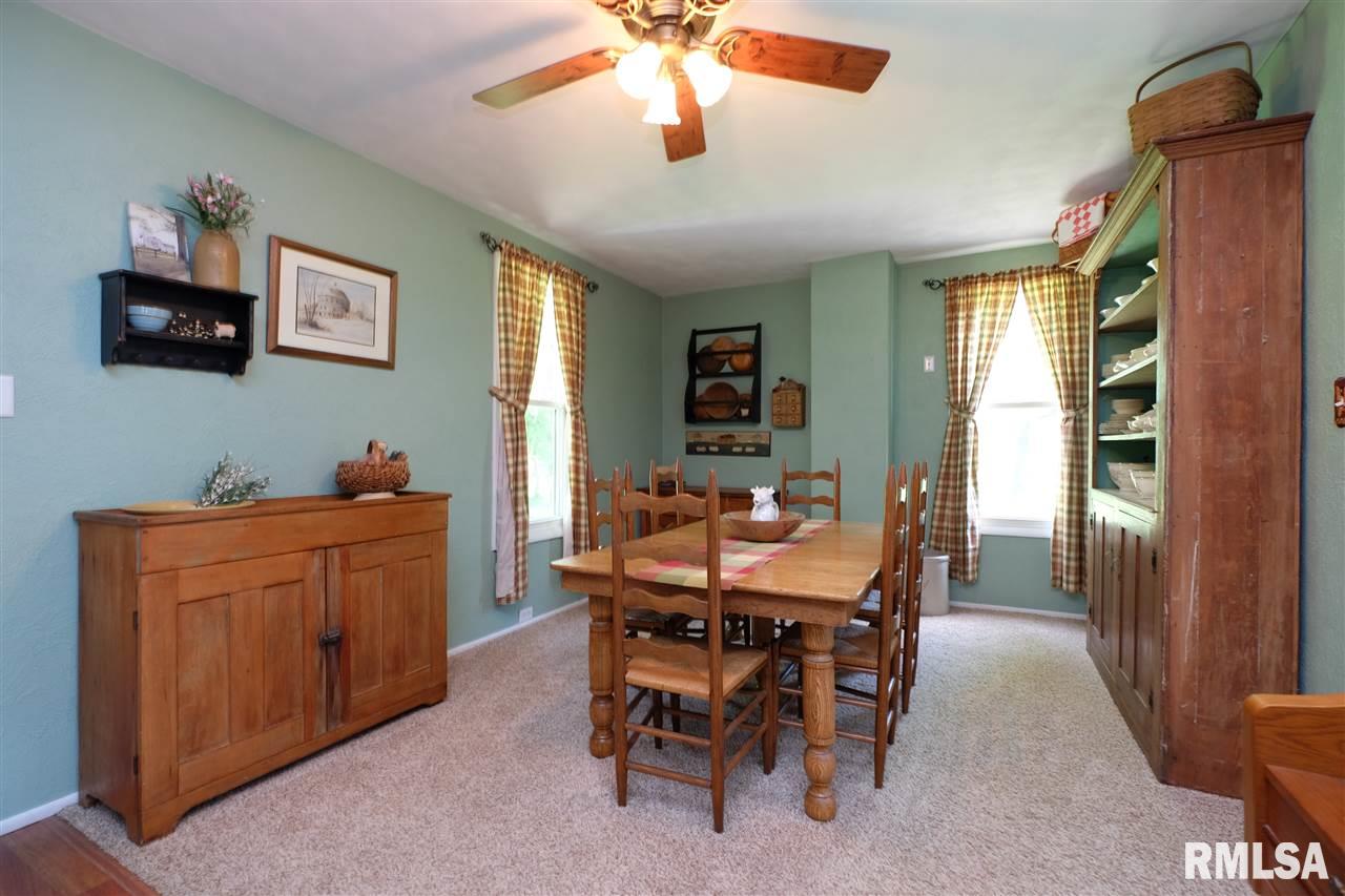 16303 Red Shale Hill Road Pekin, IL 61554 - Photo 9 of 32 Gallery Image 9