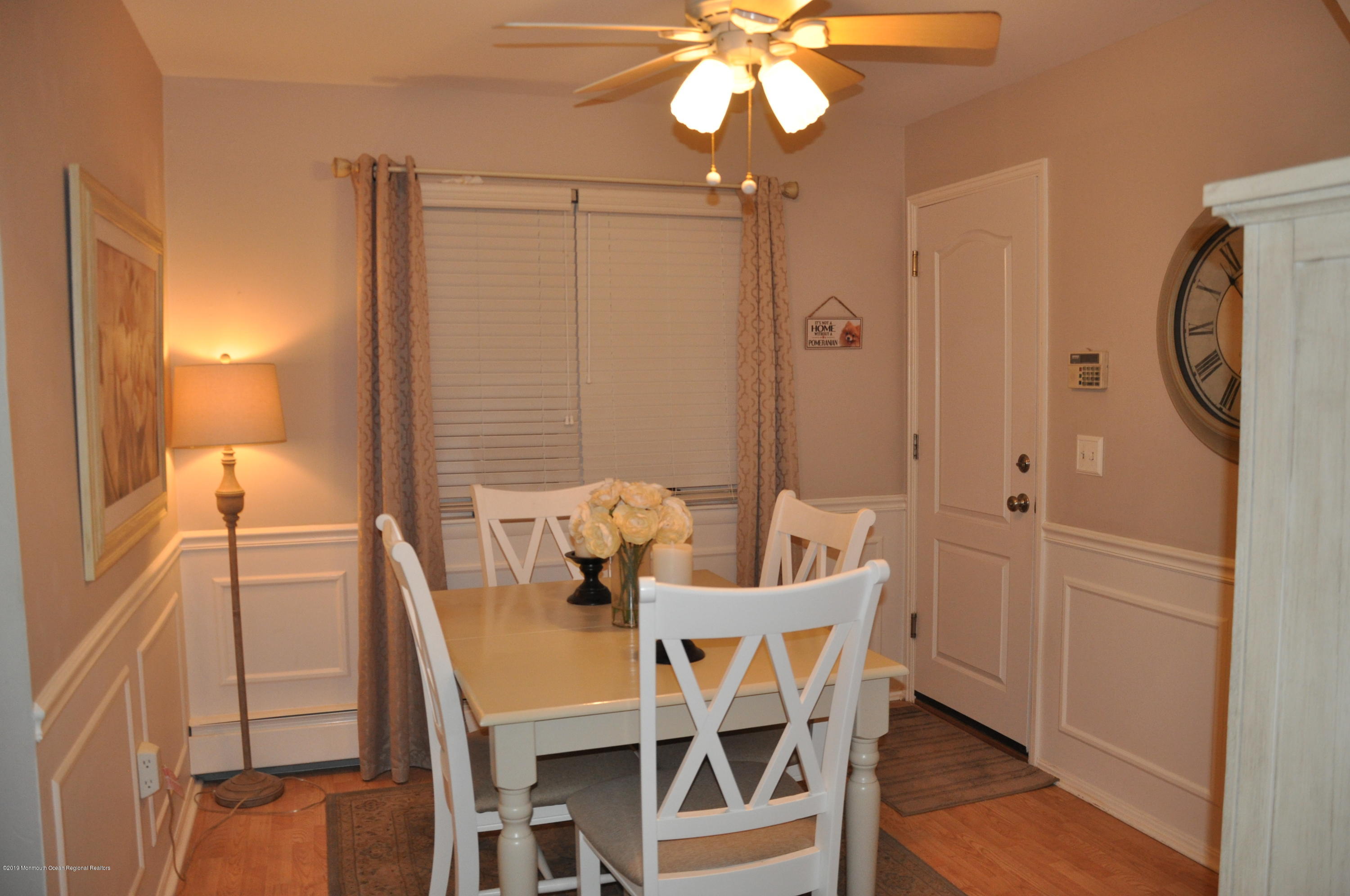 1123 A Valley Road, Unit 47 Wayne, NJ 07470 - Photo 6 of 9 Dining Room