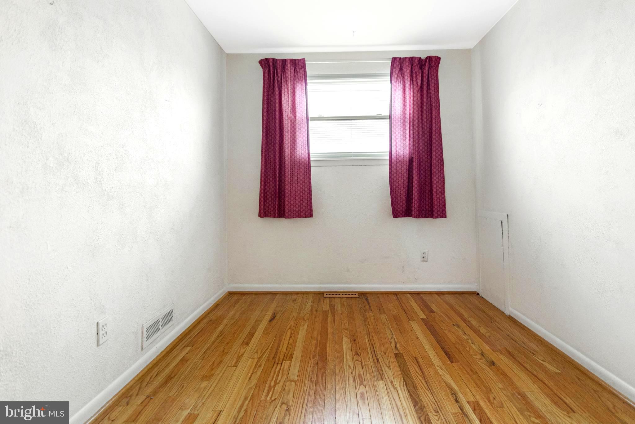 739 Newtown Road Warminster, PA 18974 - Photo 17 of 23 Bedroom