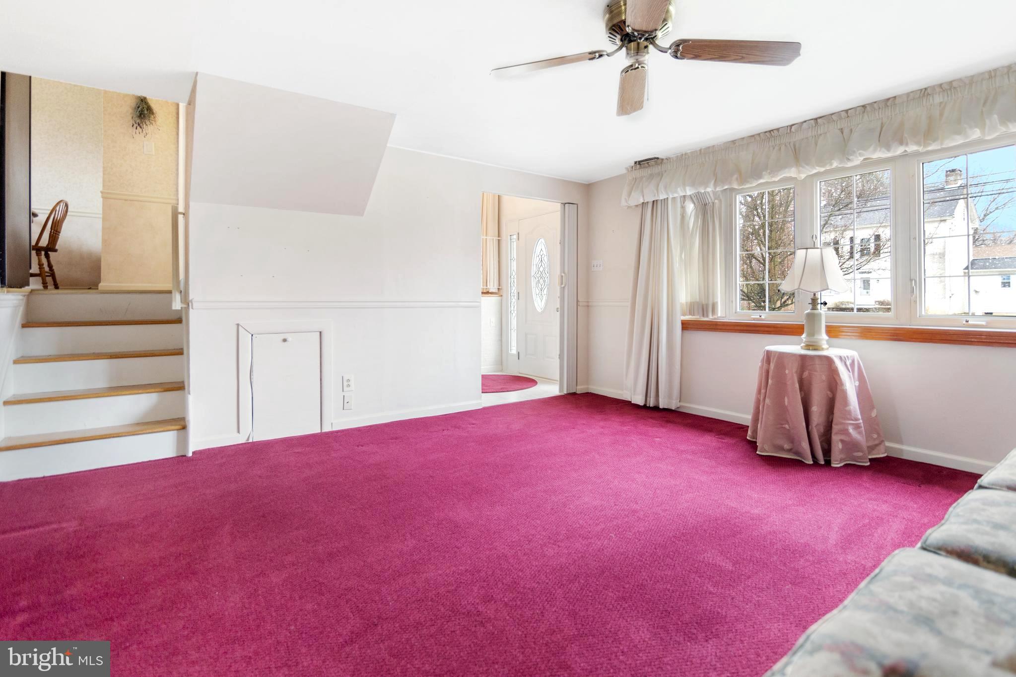 739 Newtown Road Warminster, PA 18974 - Photo 10 of 23 Family Room