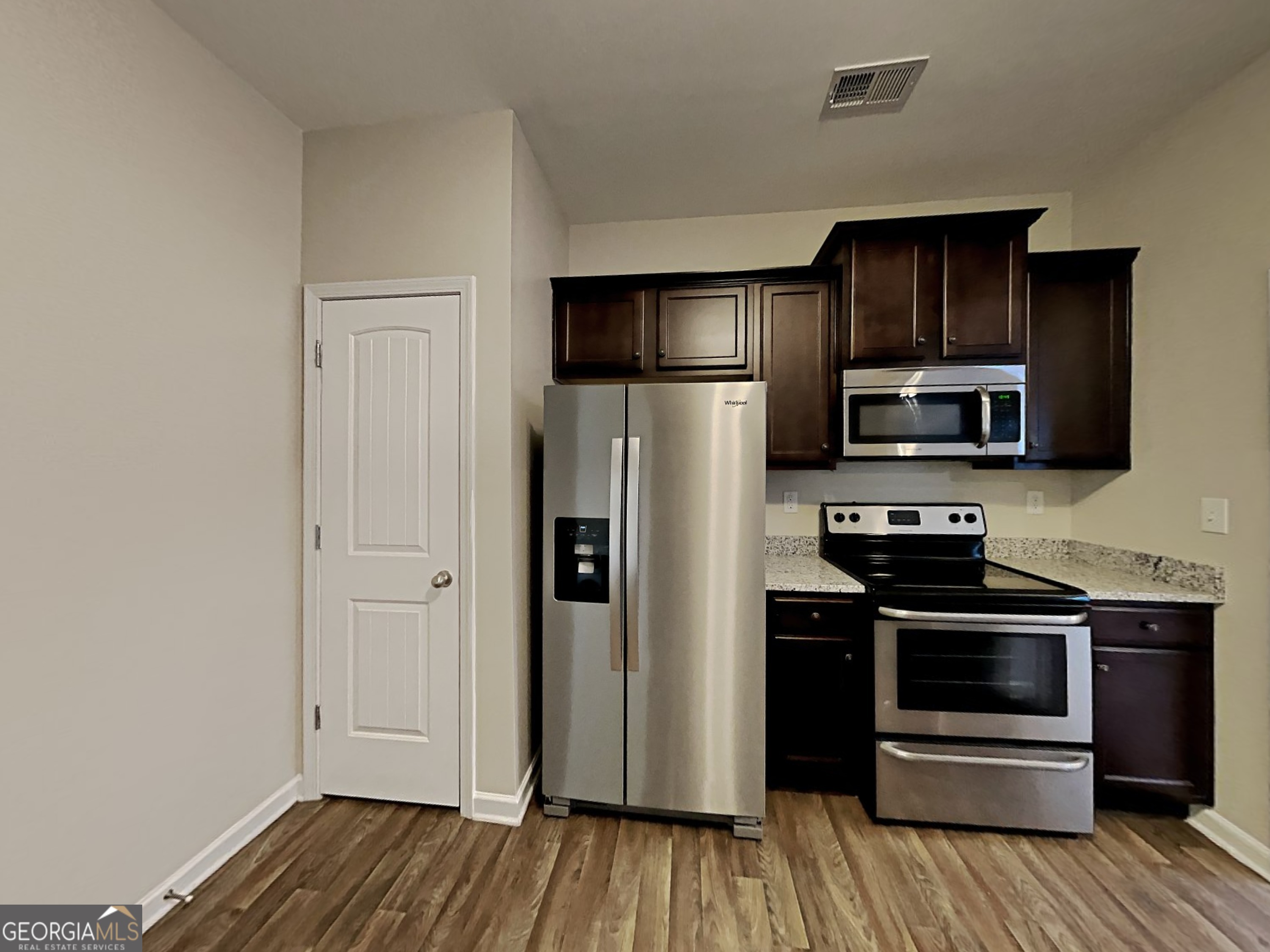 3144 Broadleaf Trail Road, Unit 9 Fairburn, GA 30213 - Photo 8 of 22