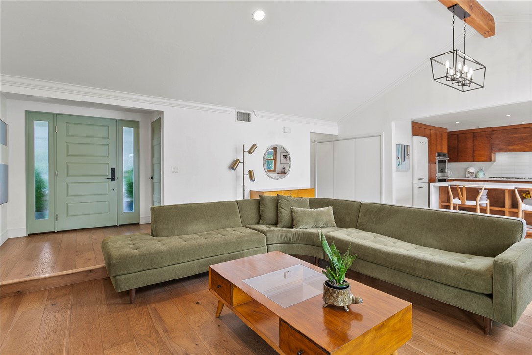 116 East Yale Loop, Unit 9 Irvine, CA 92604 - Photo 6 of 37