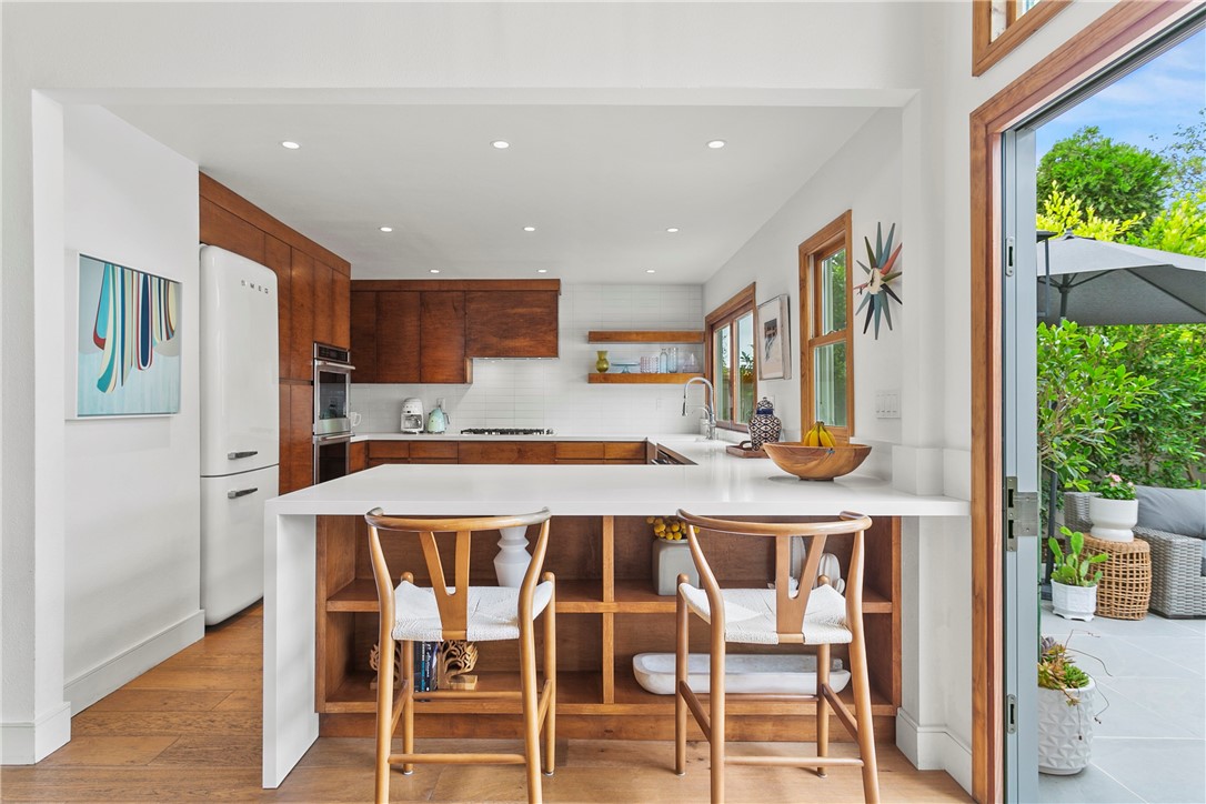 116 East Yale Loop, Unit 9 Irvine, CA 92604 - Photo 9 of 37