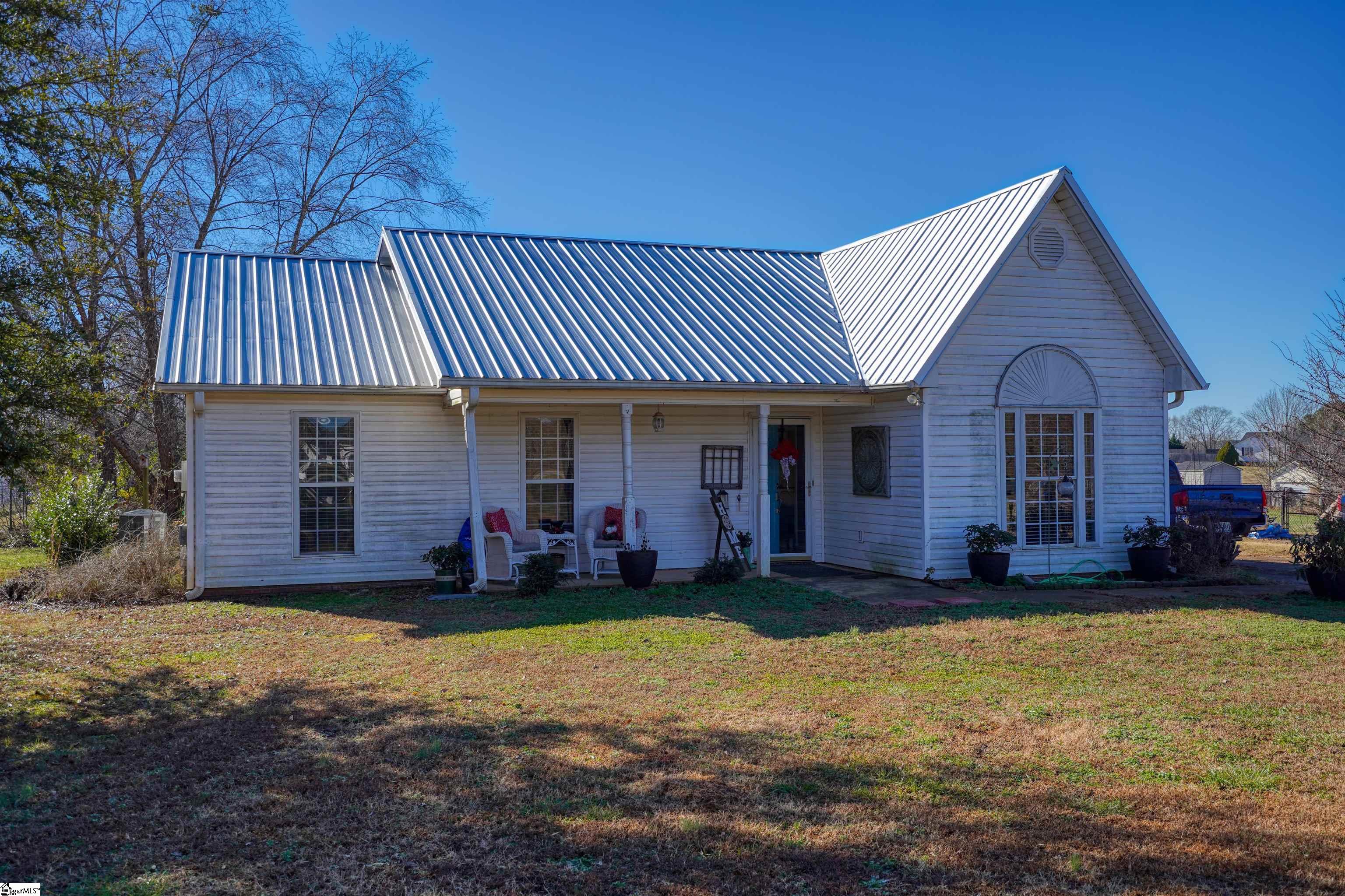1878 River Oak Road Inman, SC 29349 - Photo 1 of 19