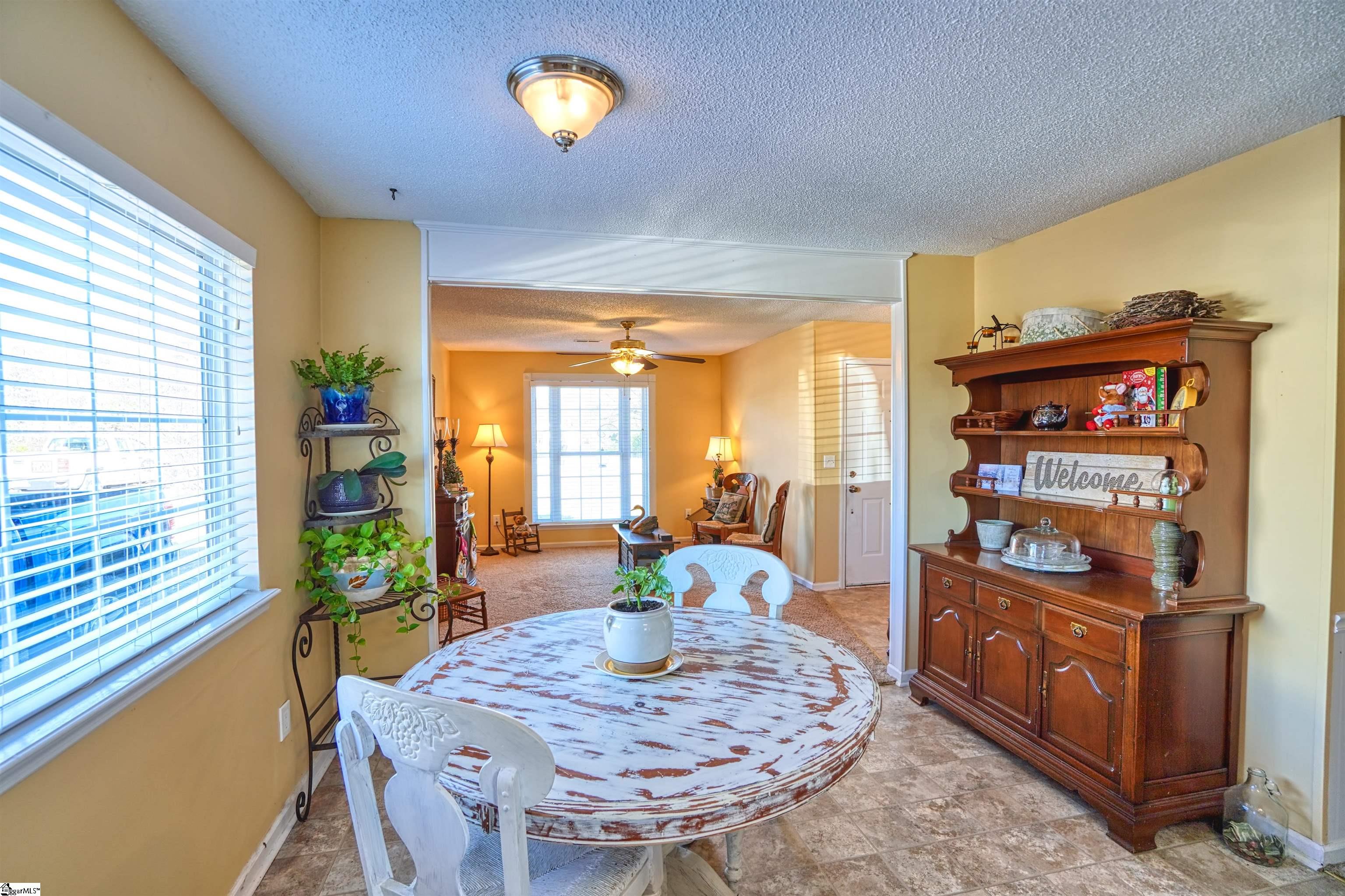 1878 River Oak Road Inman, SC 29349 - Photo 4 of 19