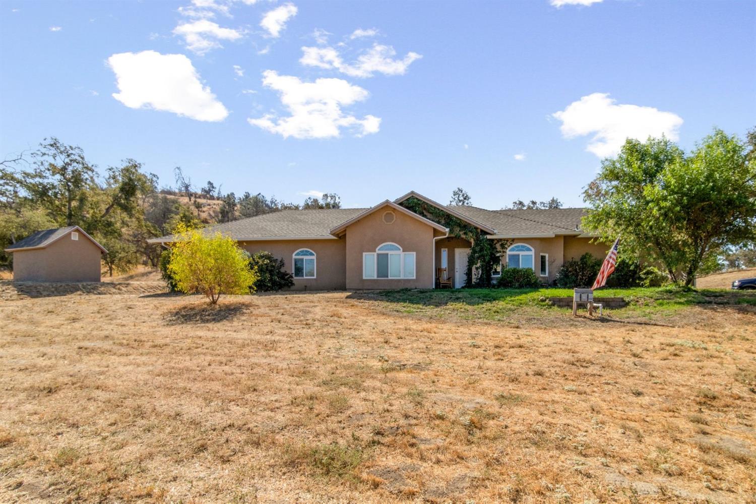 24119 Loper Valley Road Prather, CA 93651 - Photo 2 of 24 Gallery Image 2