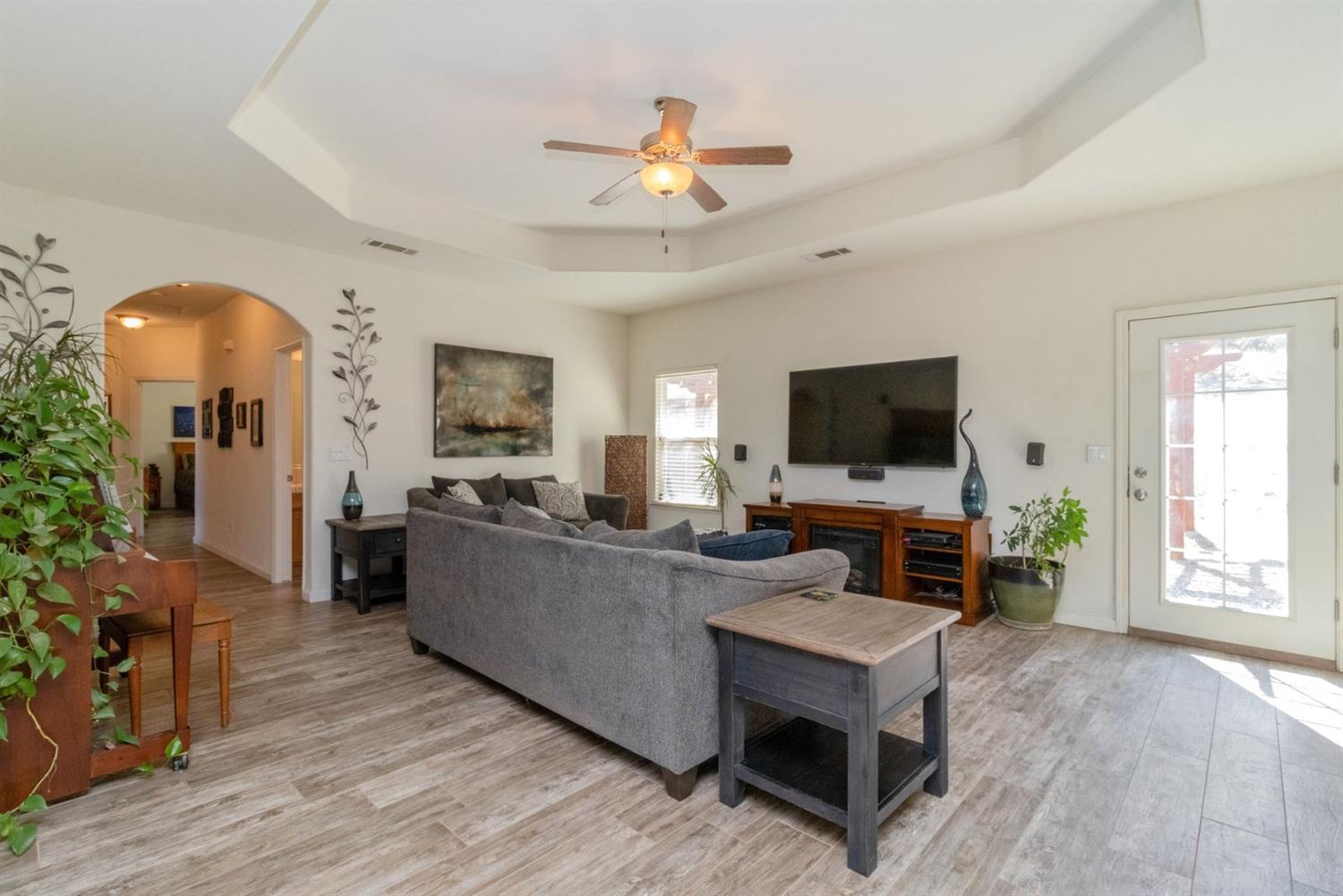 24119 Loper Valley Road Prather, CA 93651 - Photo 3 of 24 Gallery Image 3