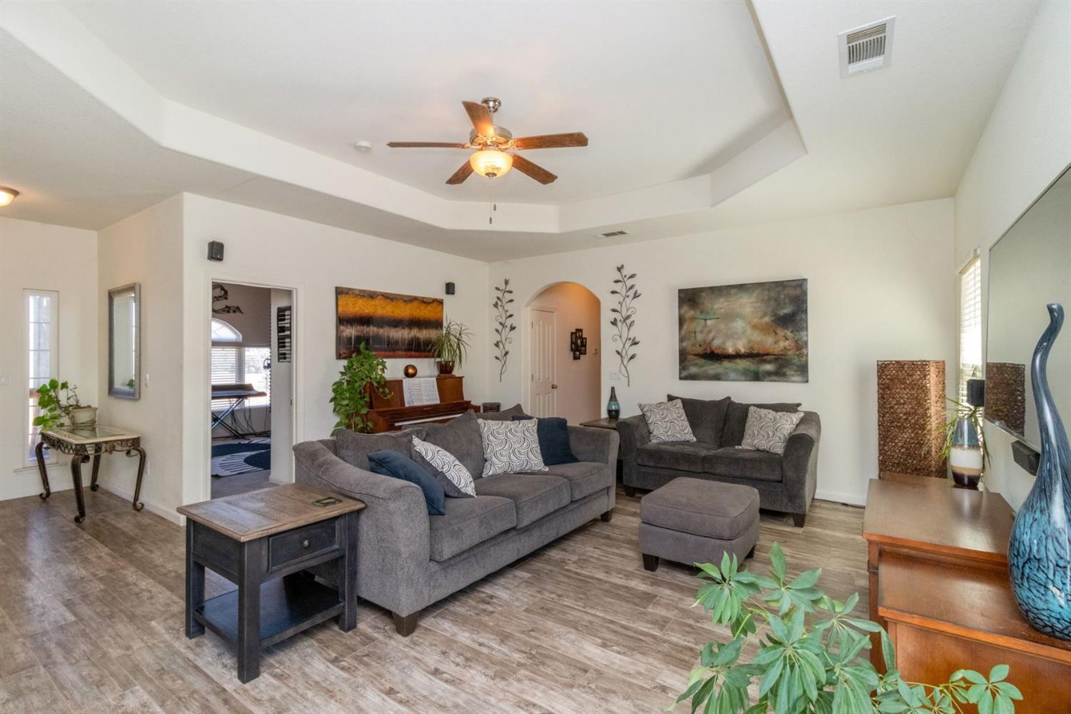 24119 Loper Valley Road Prather, CA 93651 - Photo 4 of 24 Gallery Image 4