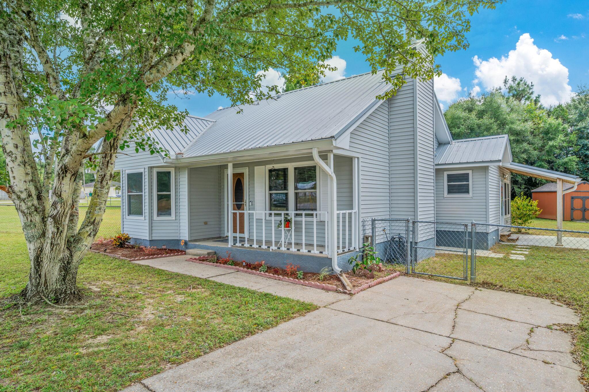 3316 Colonial Court Crestview, FL 32539 - Photo 3 of 37 4-web-or-mls-3316-colonial-ct