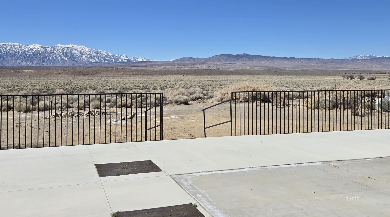75 Sequoia Street Bishop, CA 93514 - Photo 17 of 21 a view of a city from a terrace
