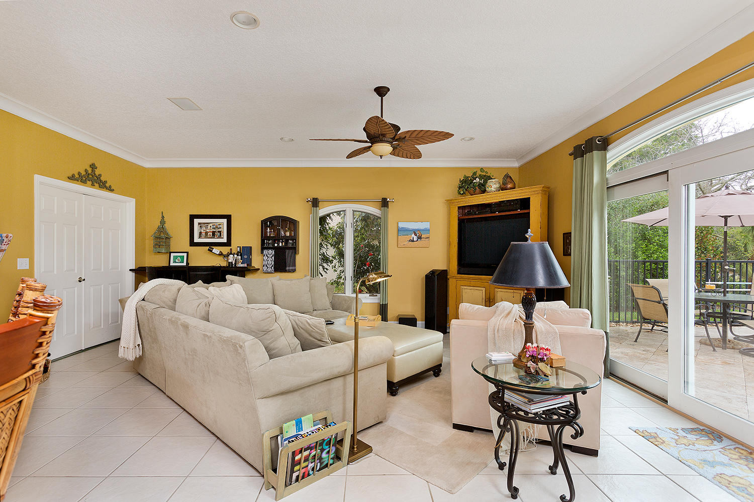 2040 Northwest 29th Road Boca Raton, FL 33431 - Photo 15 of 49 Family Room