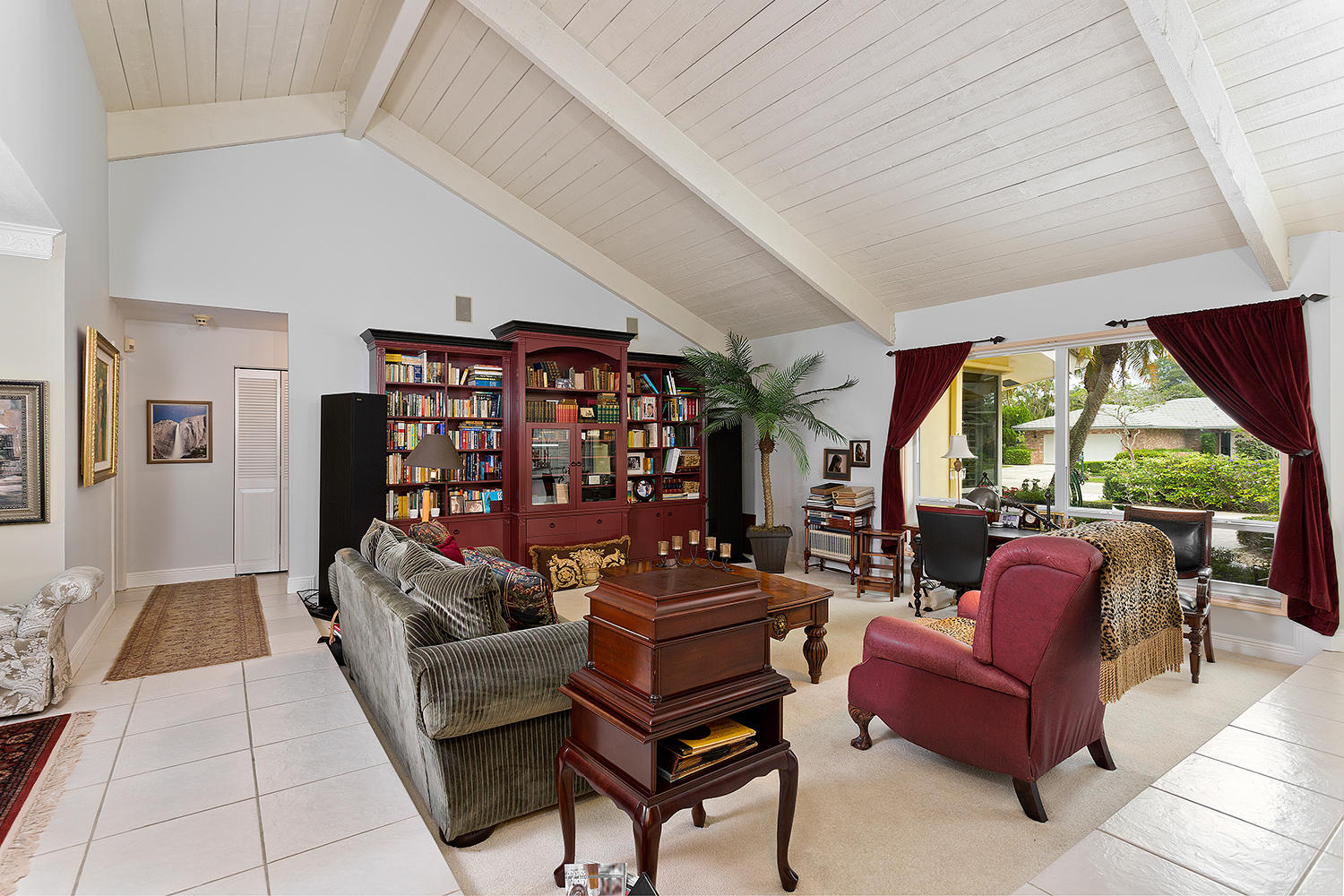 2040 Northwest 29th Road Boca Raton, FL 33431 - Photo 9 of 49 Living Room