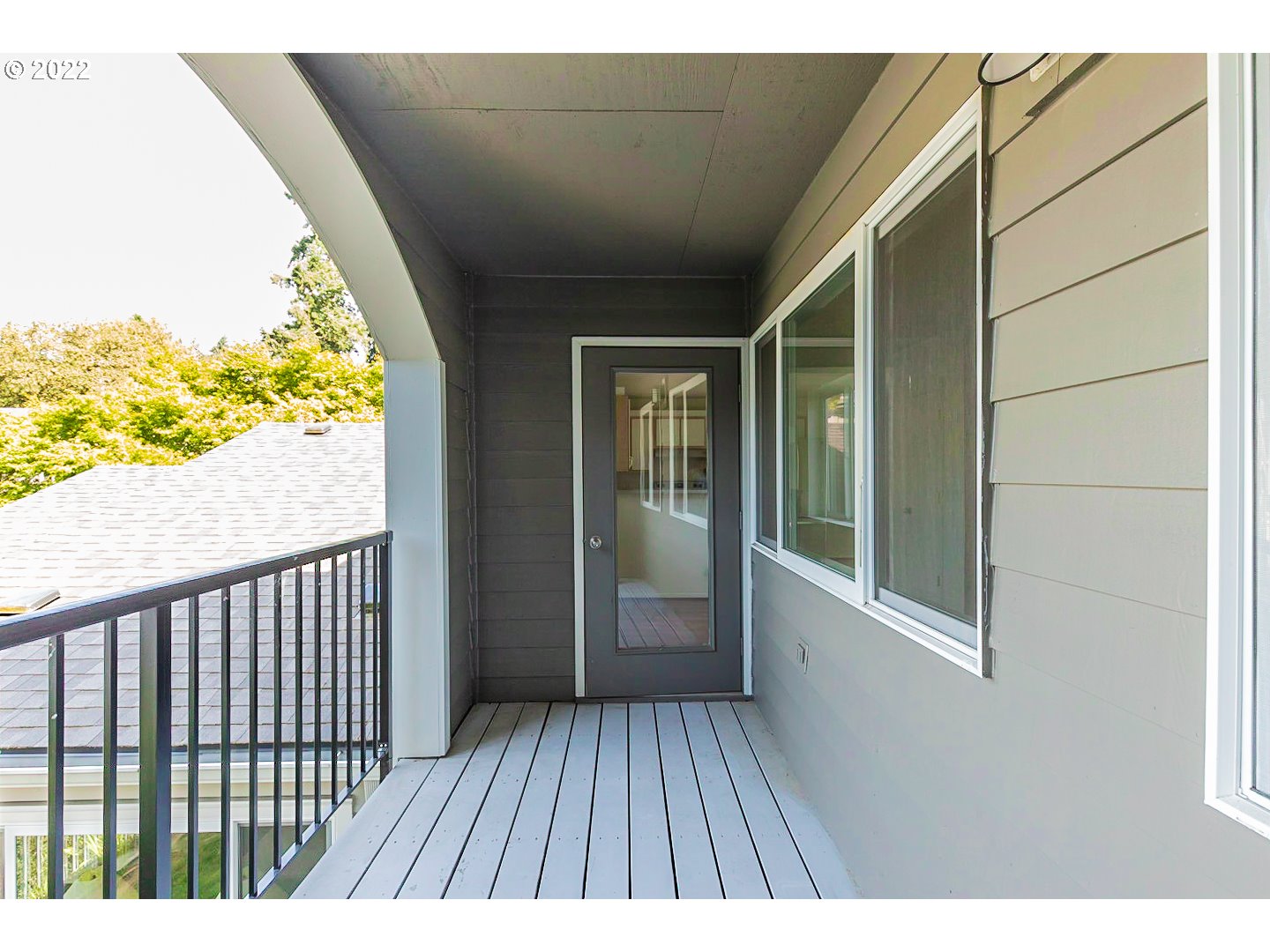 5225 Jean Road, Unit 207 Lake Oswego, OR 97035 - Photo 5 of 29