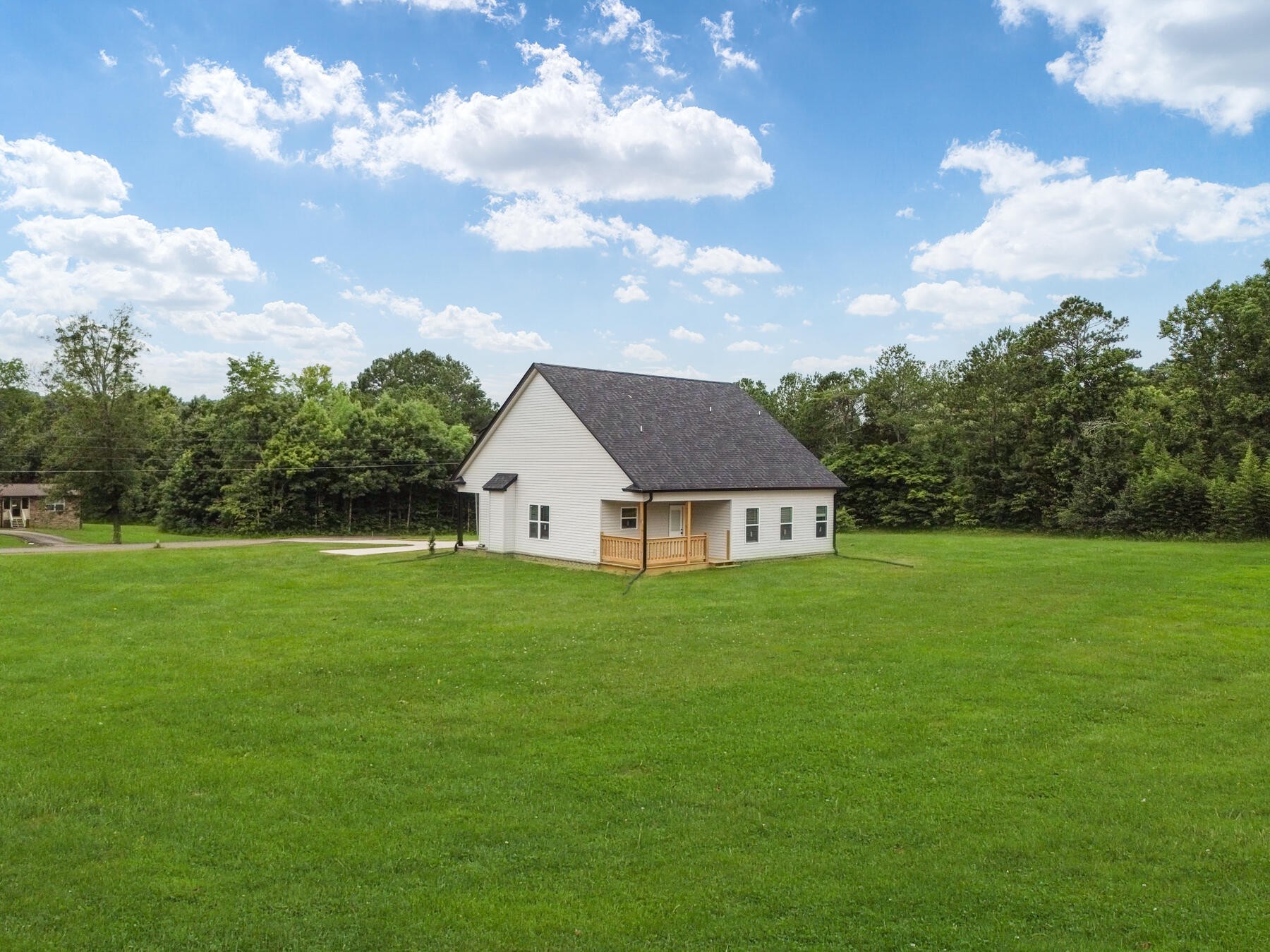 260 Lamar Lawson Road Cleveland, TN 37323 - Photo 9 of 34 Gallery Image 9