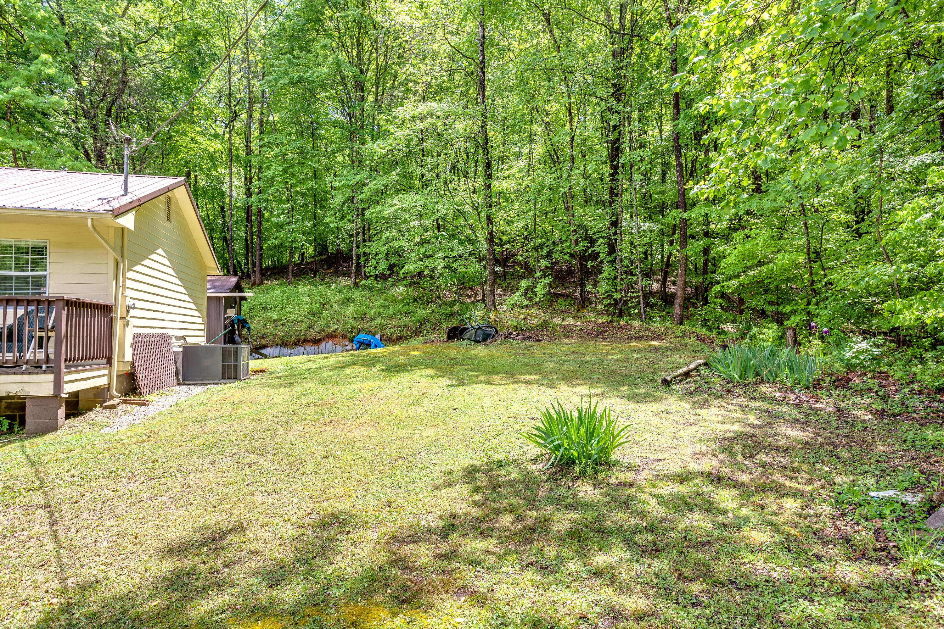 888 Bazel Road Harriman, TN 37748 - Photo 17 of 22 018210503-3-888BazelRdHarrimanTN-SMALL