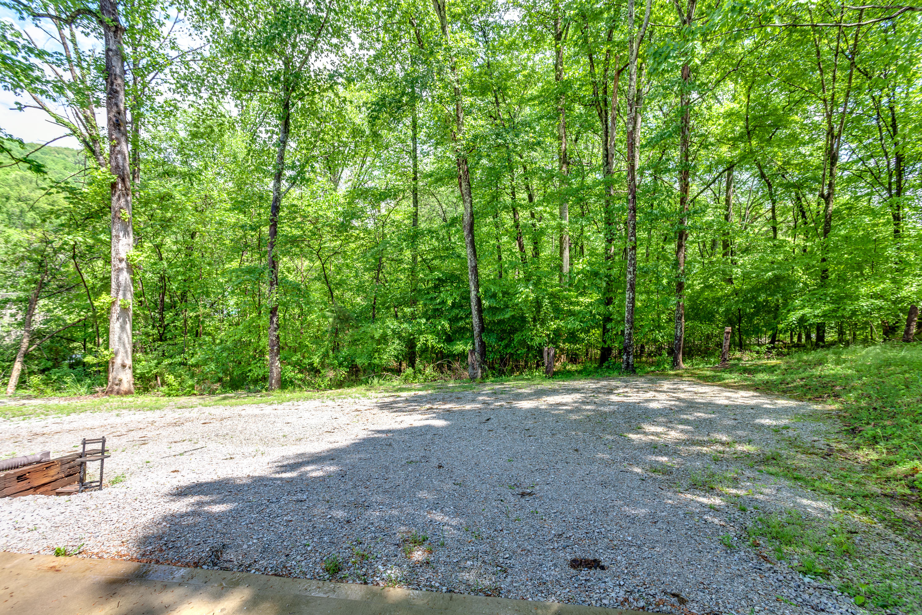 888 Bazel Road Harriman, TN 37748 - Photo 20 of 22 021210503-3-888BazelRdHarrimanTN-SMALL