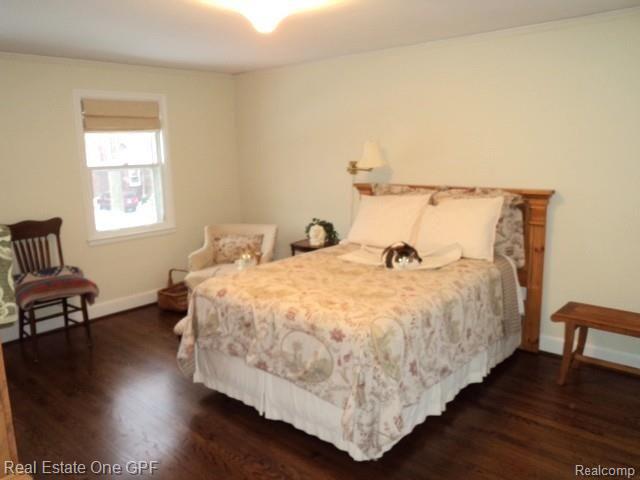 1712 Hampton Road Grosse Pointe, MI 48236 - Photo 8 of 9 8.jpg