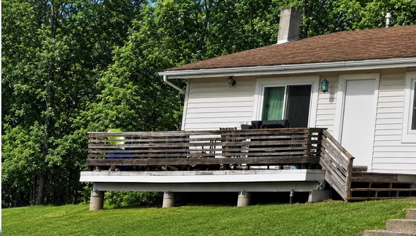 $1,800 | 657 Eatontown Road, Port Jervis, NY 12771