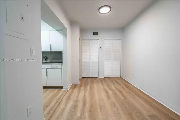 $1,800 | 920 Pennsylvania Avenue, Unit 105, Miami Beach, FL 33139