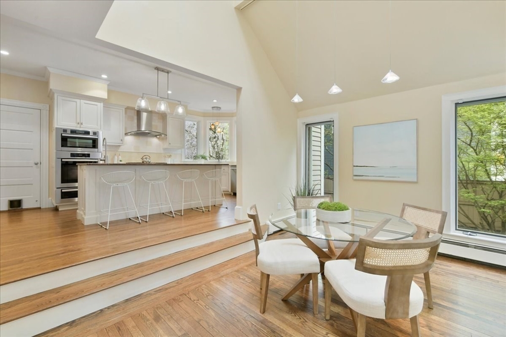 14 Locust Avenue Lexington, MA 02421 - Photo 13 of 40