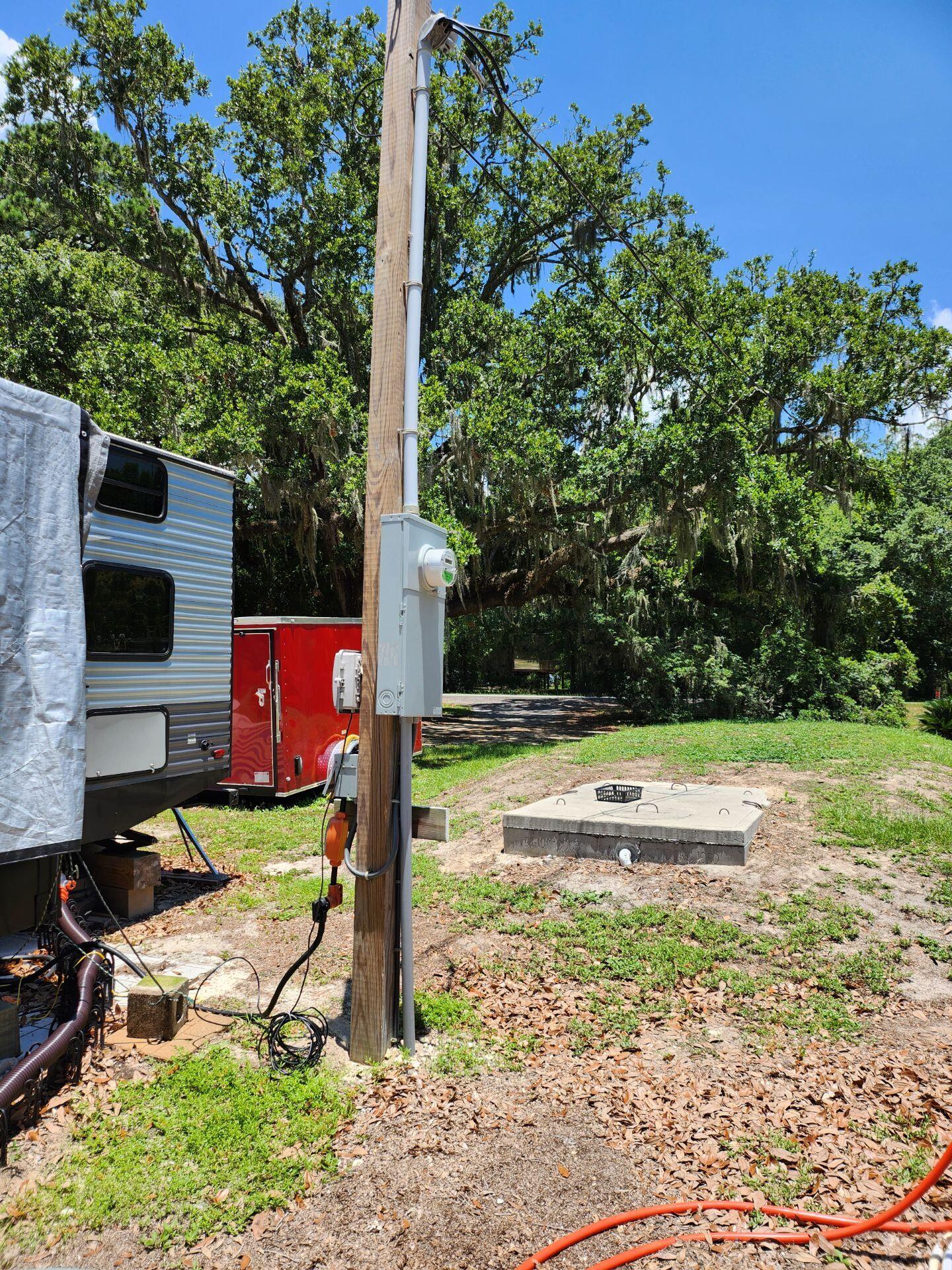7397 Highway 20 Freeport, FL 32439 - Photo 10 of 23 a view of a swimming pool with a patio
