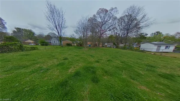 $1,595 | 611 Mobile Street, Greensboro, NC 27406