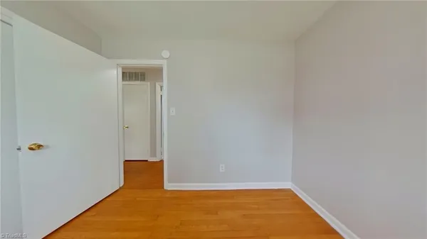 $1,595 | 611 Mobile Street, Greensboro, NC 27406