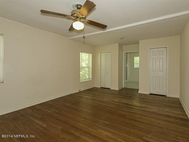 719 Nightingale Road Jacksonville, FL 32216 - Photo 6 of 12 006_Master Bedroom
