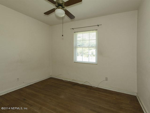 719 Nightingale Road Jacksonville, FL 32216 - Photo 8 of 12 008_Bedroom